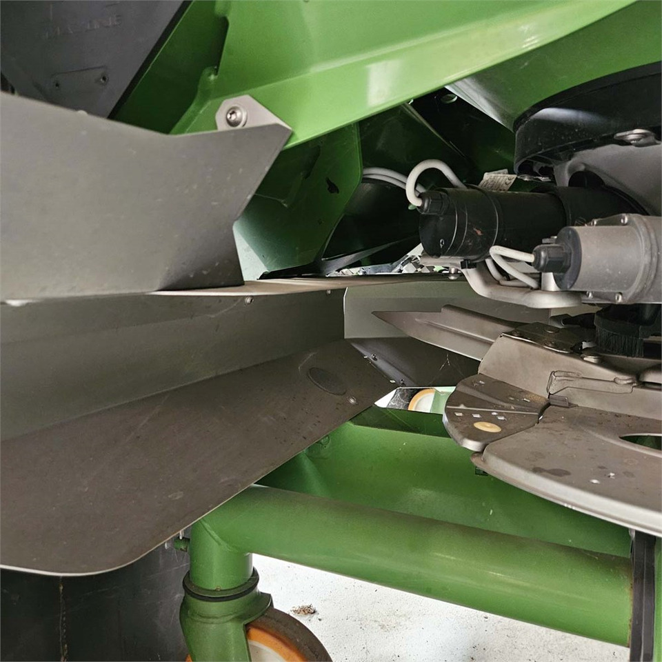 Mēslošanas tehnika Amazone ZA-TS 4200: foto 16