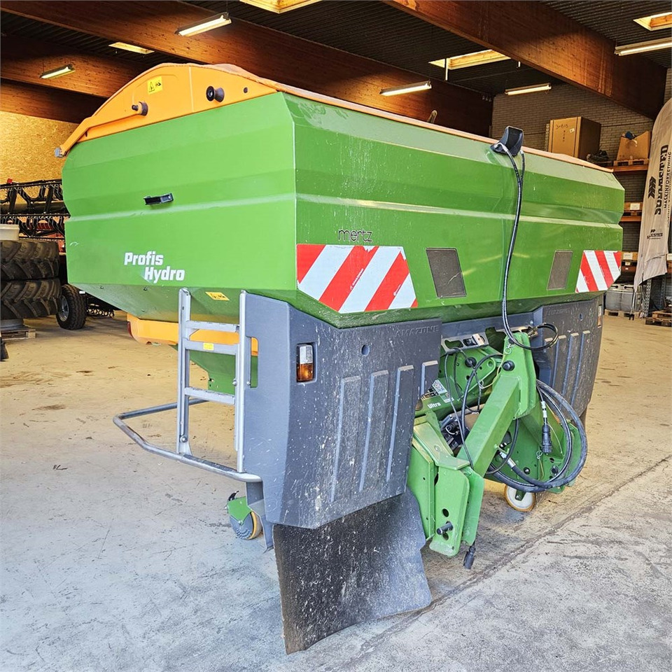 Amazone ZA-TS 4200 - Mēslošanas tehnika: foto 1 Amazone ZA-TS 4200 - Mēslošanas tehnika: foto 1