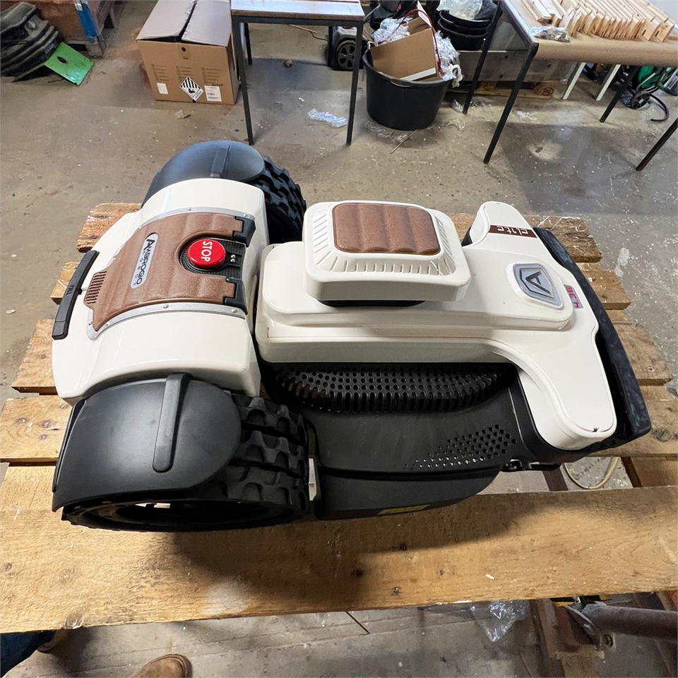 Ambrogio 4.36 Elite Ultra - Zāles pļāvējs: foto 4 Ambrogio 4.36 Elite Ultra - Zāles pļāvējs: foto 4