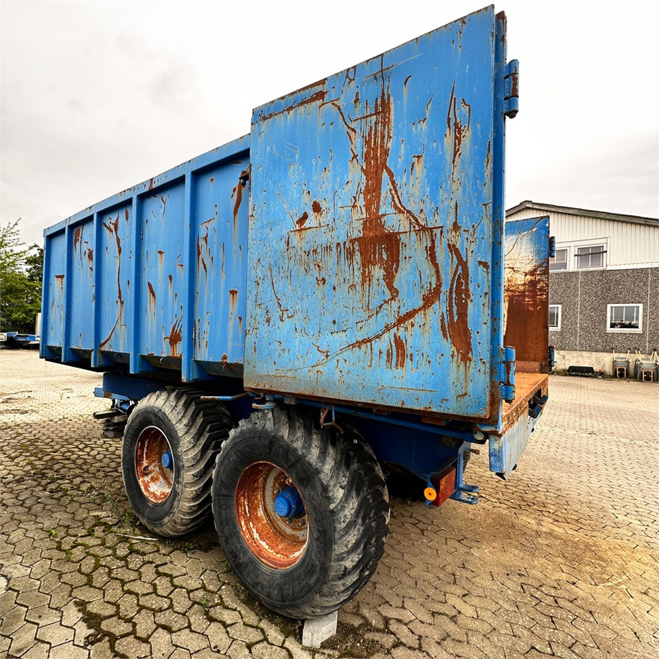 Bala Agri Husqvana vogn TK1512 - Lauksaimniecības piekabe: foto 2 Bala Agri Husqvana vogn TK1512 - Lauksaimniecības piekabe: foto 2