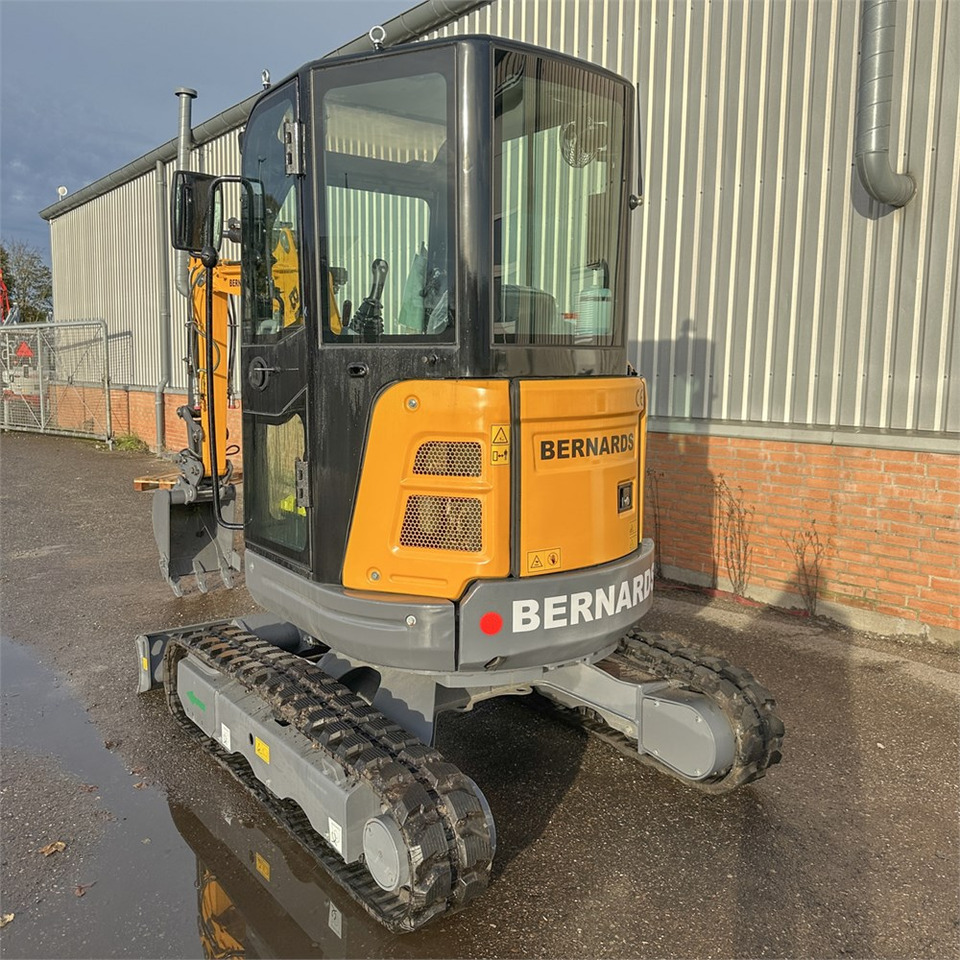 Bernards 2.7EXKA - Mini-ekskavators: foto 3 Bernards 2.7EXKA - Mini-ekskavators: foto 3