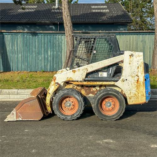 Bobcat 753 - Kompaktiekrāvējs: foto 3 Bobcat 753 - Kompaktiekrāvējs: foto 3