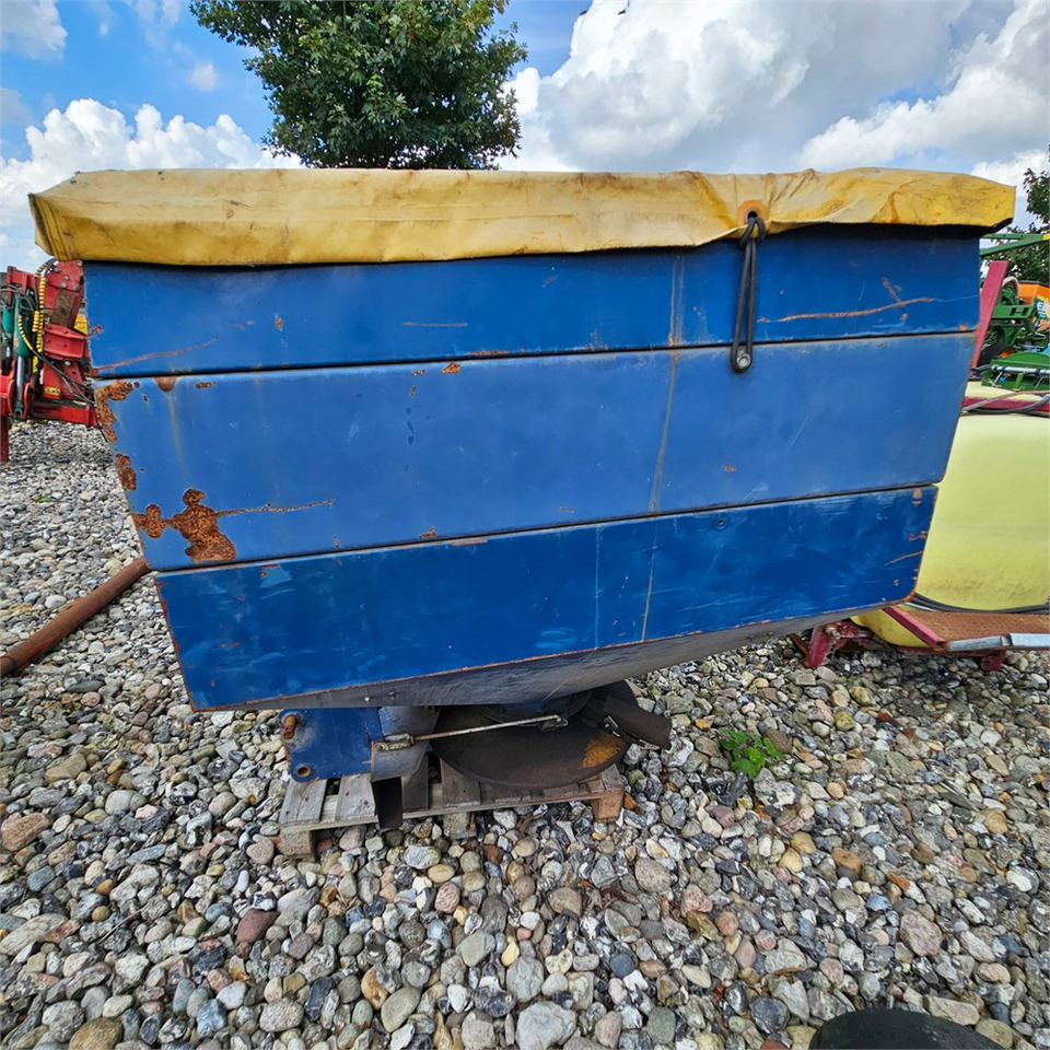 Bogballe E 1500 - Mēslošanas tehnika: foto 4 Bogballe E 1500 - Mēslošanas tehnika: foto 4