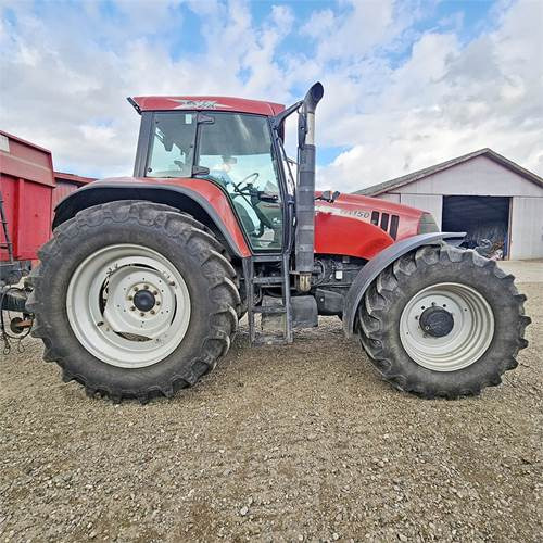 CASE IH CVX 150 - Traktors: foto 1 CASE IH CVX 150 - Traktors: foto 1