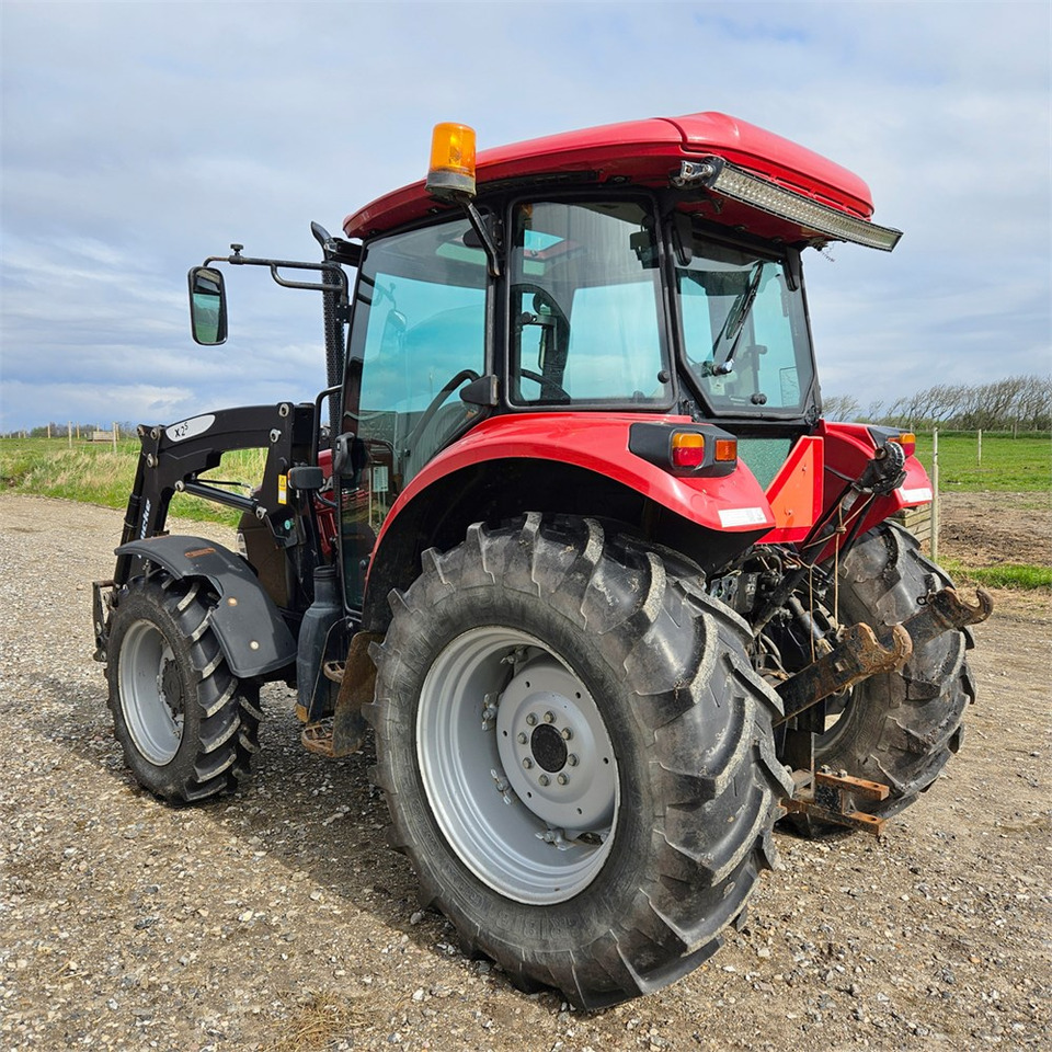 CASE IH Farmall 65A - Traktors: foto 3 CASE IH Farmall 65A - Traktors: foto 3