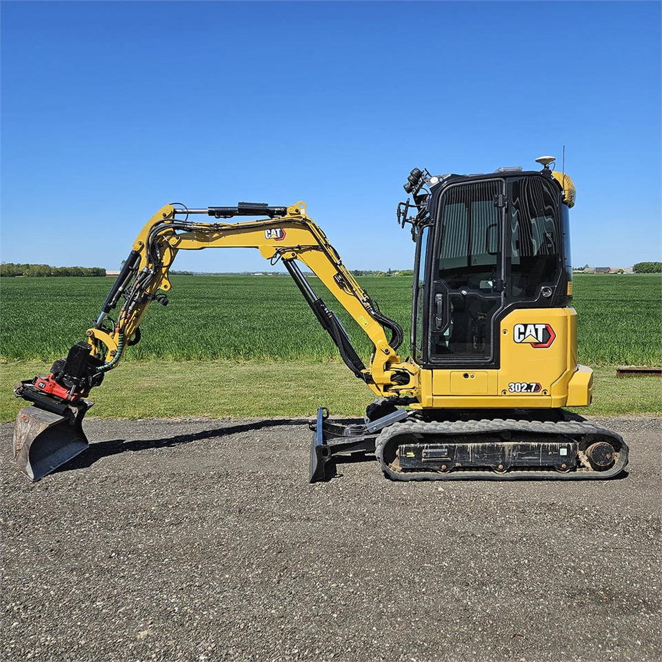 Caterpillar 302.7 CR - Mini-ekskavators: foto 1 Caterpillar 302.7 CR - Mini-ekskavators: foto 1
