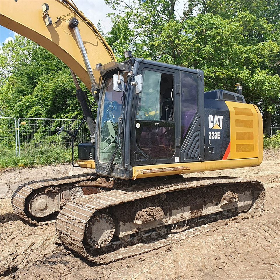 Caterpillar 323 EL - Kāpurķēžu ekskavators: foto 5 Caterpillar 323 EL - Kāpurķēžu ekskavators: foto 5
