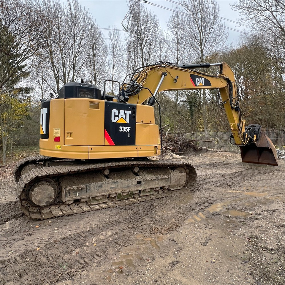 Caterpillar 335FL CR - Kāpurķēžu ekskavators: foto 4 Caterpillar 335FL CR - Kāpurķēžu ekskavators: foto 4