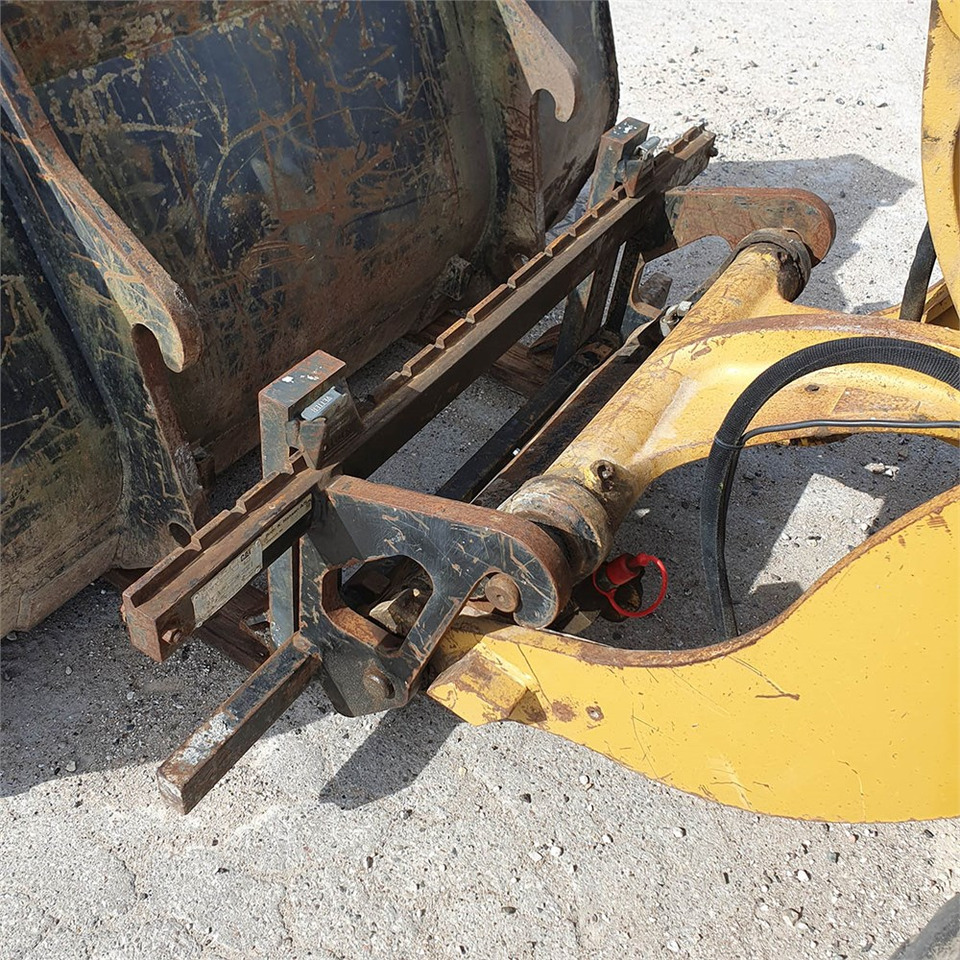 Riteņu iekrāvējs Caterpillar 906 H2: foto 12