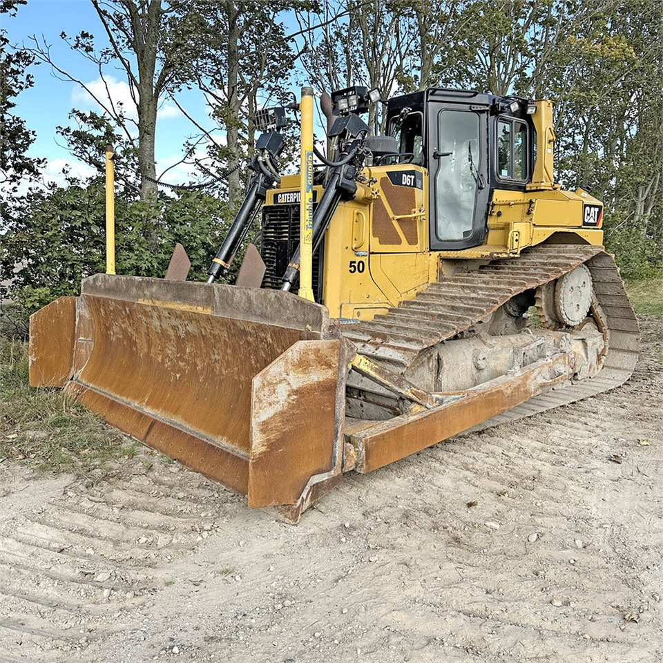 Caterpillar D6T LGP - Buldozers: foto 4 Caterpillar D6T LGP - Buldozers: foto 4
