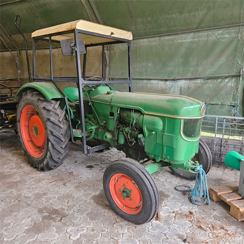 Deutz D4005 - Traktors: foto 1 Deutz D4005 - Traktors: foto 1
