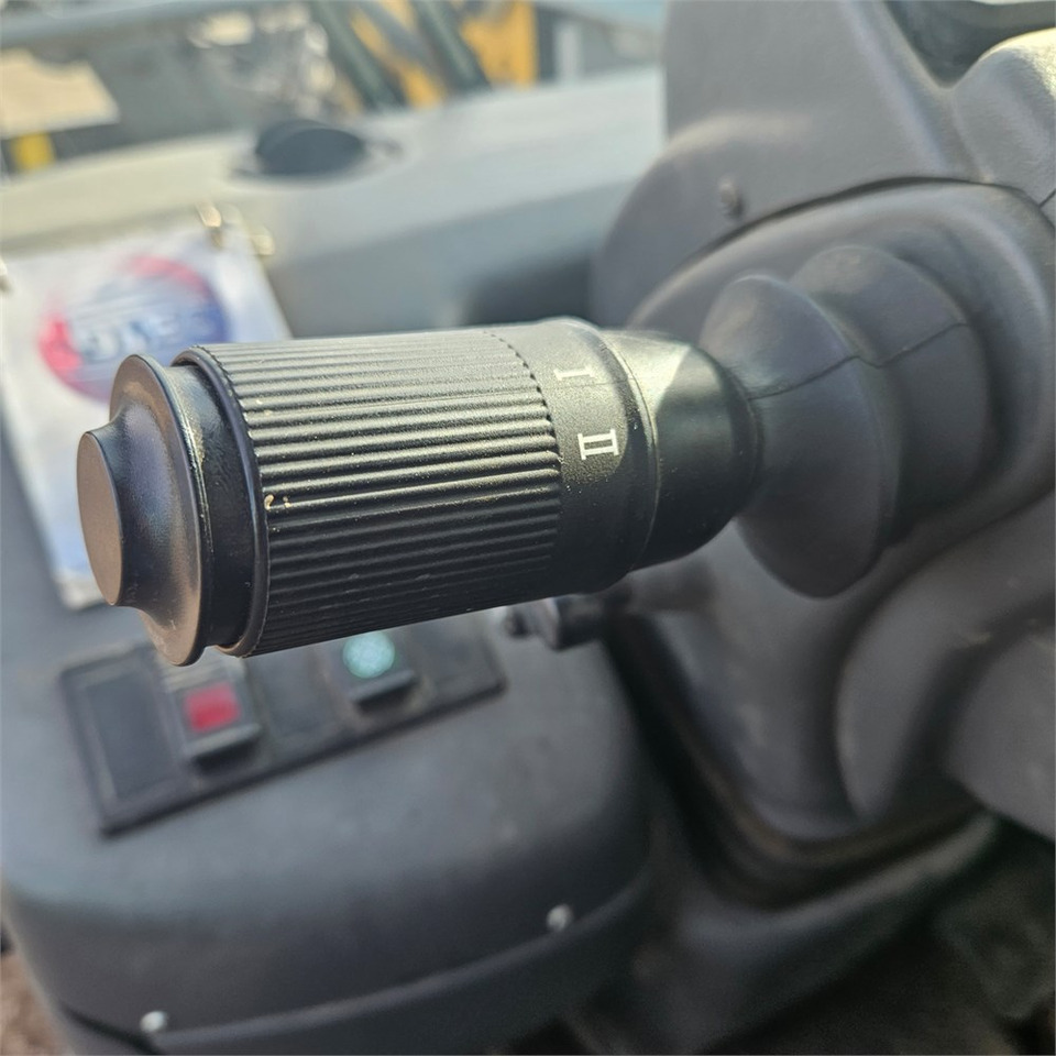 Teleskopiskais iekrāvējs Dieci 40.17 Carus 178: foto 21