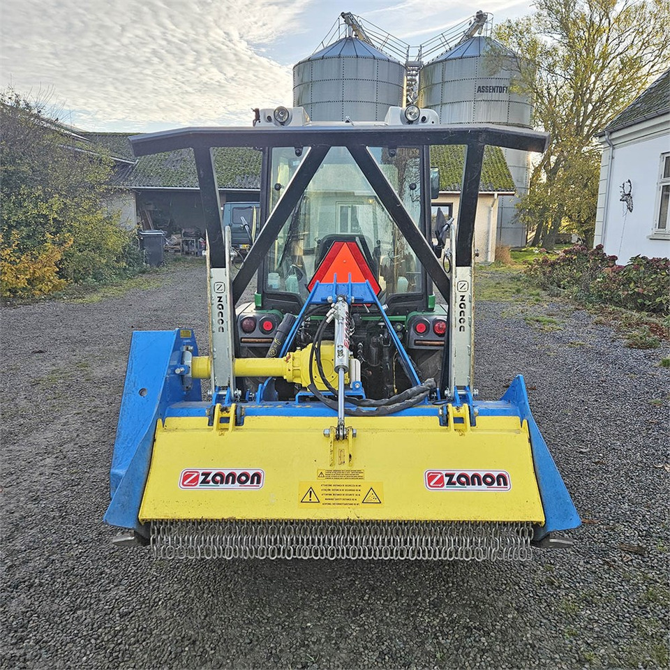 Ferrari Ferrari VEGA 95 Duelstearing - Traktors: foto 3 Ferrari Ferrari VEGA 95 Duelstearing - Traktors: foto 3