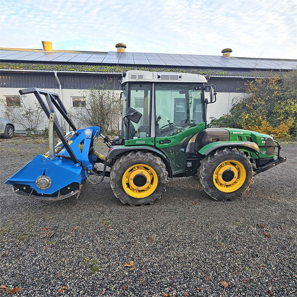 Ferrari Ferrari VEGA 95 Duelstearing - Traktors: foto 5 Ferrari Ferrari VEGA 95 Duelstearing - Traktors: foto 5