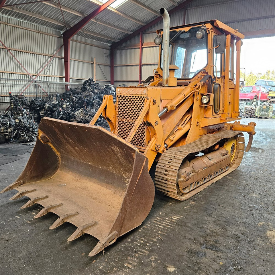 Fiat-Allis 571 FL7 B - Kāpurķēžu iekrāvējs: foto 4 Fiat-Allis 571 FL7 B - Kāpurķēžu iekrāvējs: foto 4