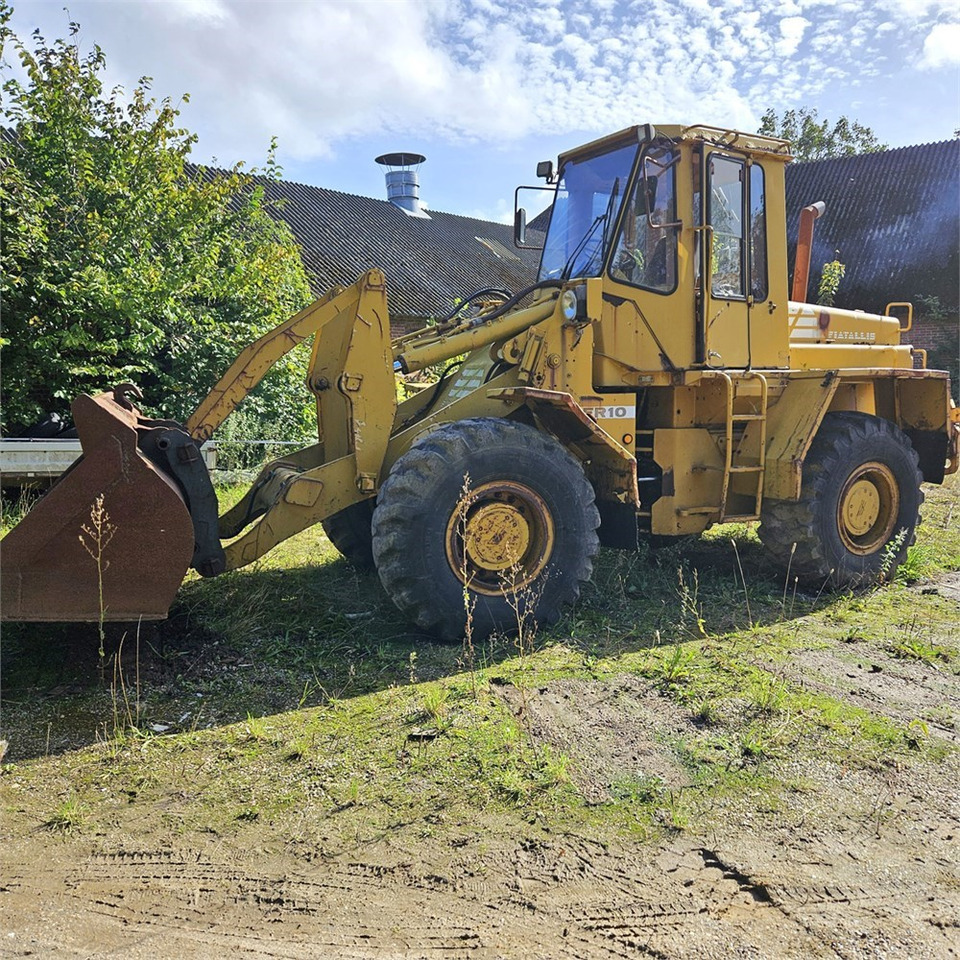 Fiat-Allis FR10 - Riteņu iekrāvējs: foto 1 Fiat-Allis FR10 - Riteņu iekrāvējs: foto 1