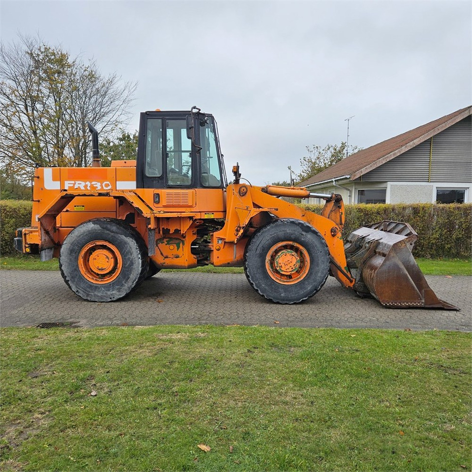 Fiat-Allis FR130 - Riteņu iekrāvējs: foto 3 Fiat-Allis FR130 - Riteņu iekrāvējs: foto 3