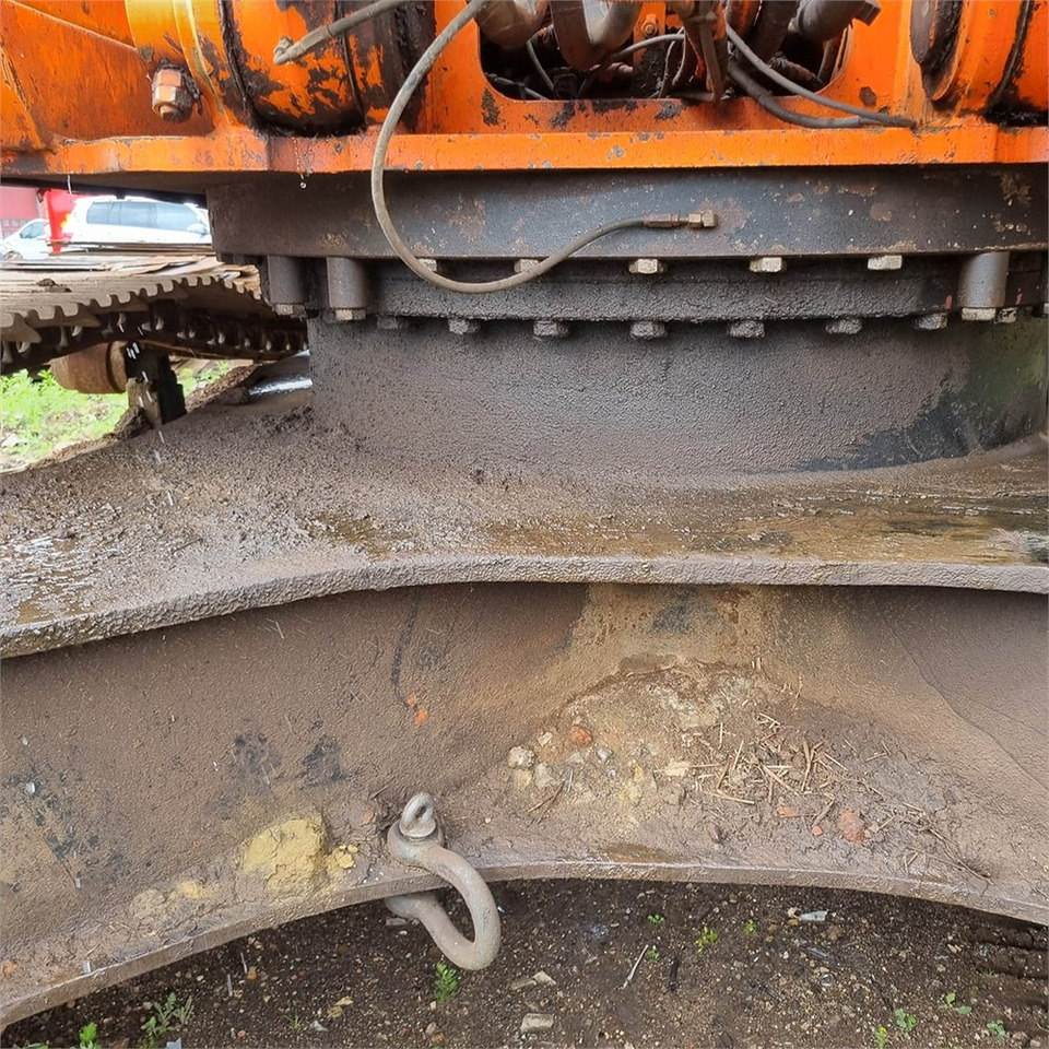Kāpurķēžu ekskavators Fiat-Hitachi EX285 LC: foto 29