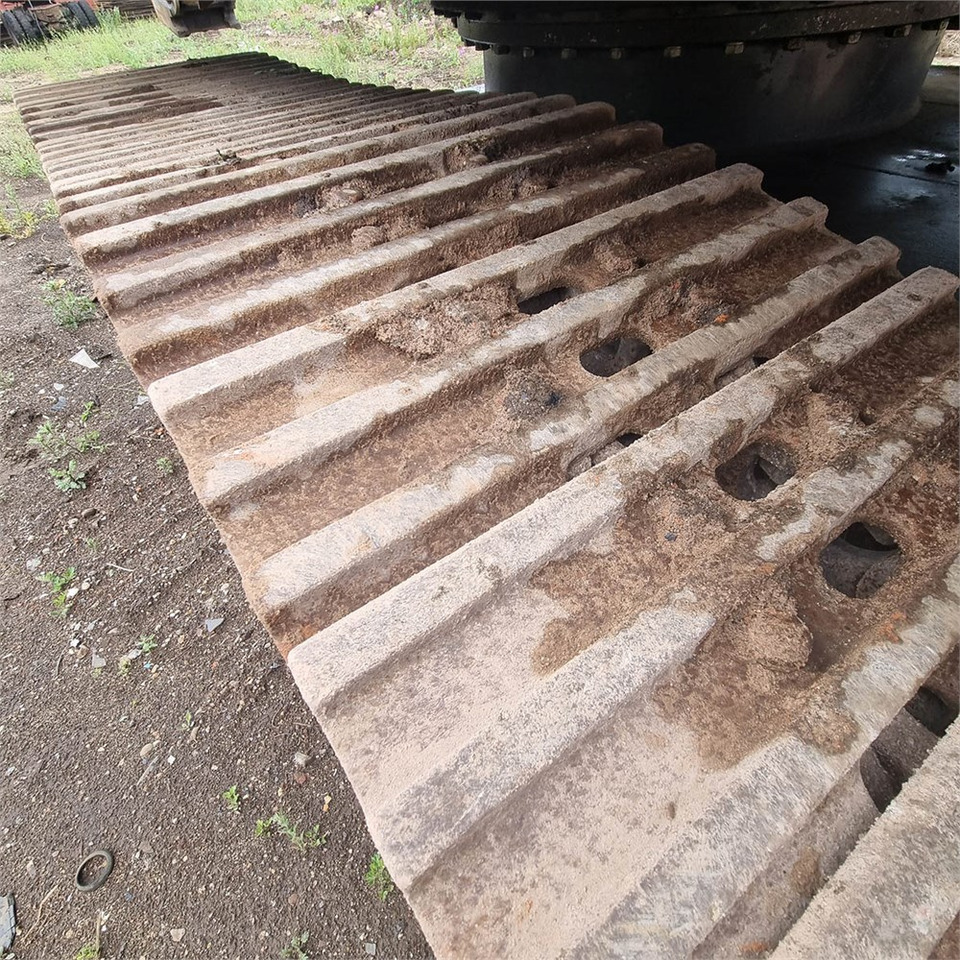 Kāpurķēžu ekskavators Fiat-Hitachi EX285 LC: foto 45