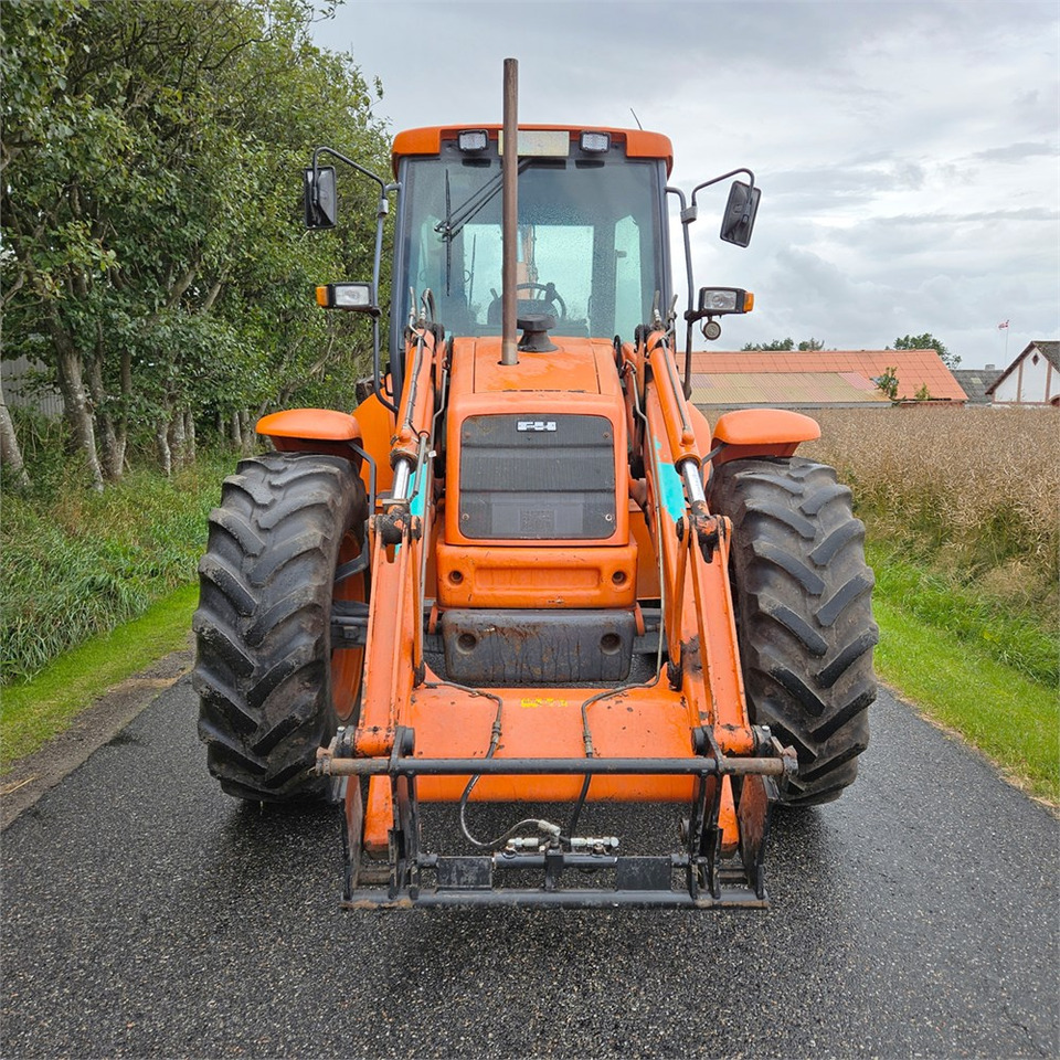 Fiat-Hitachi FB200-4PS - Ekskavators-iekrāvējs: foto 2 Fiat-Hitachi FB200-4PS - Ekskavators-iekrāvējs: foto 2