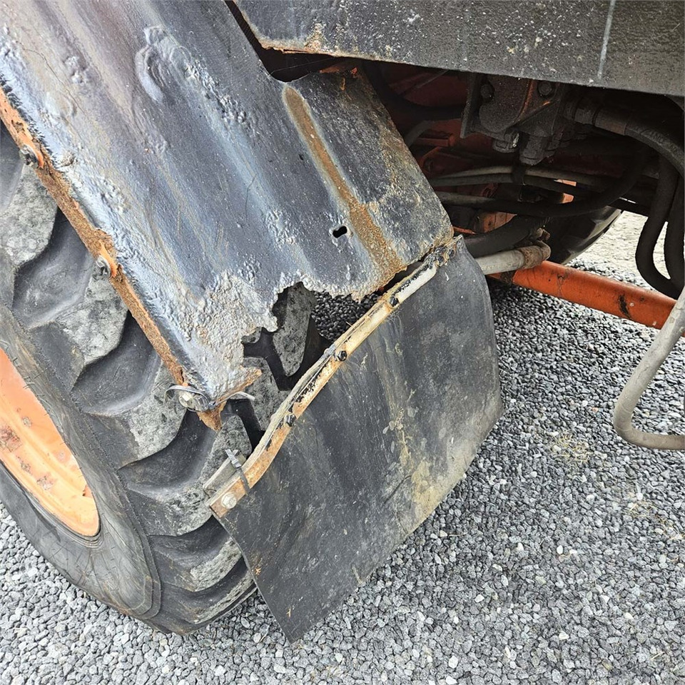 Riteņu iekrāvējs Fiat-Hitachi W80 H: foto 38 Riteņu iekrāvējs Fiat-Hitachi W80 H: foto 38