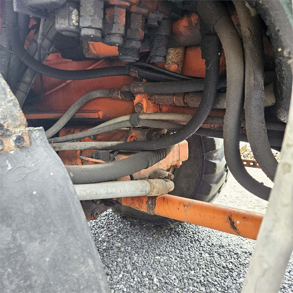 Riteņu iekrāvējs Fiat-Hitachi W80 H: foto 36 Riteņu iekrāvējs Fiat-Hitachi W80 H: foto 36