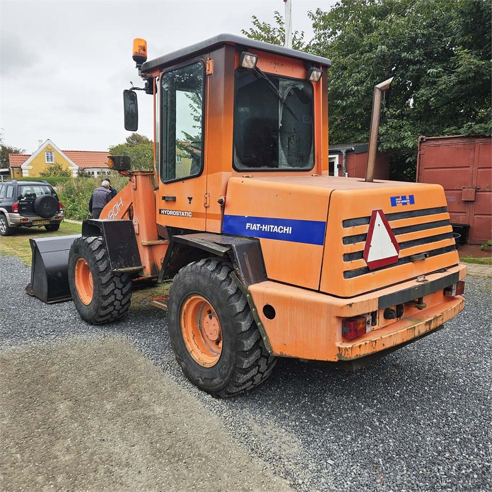 Fiat-Hitachi W80 H - Riteņu iekrāvējs: foto 5 Fiat-Hitachi W80 H - Riteņu iekrāvējs: foto 5