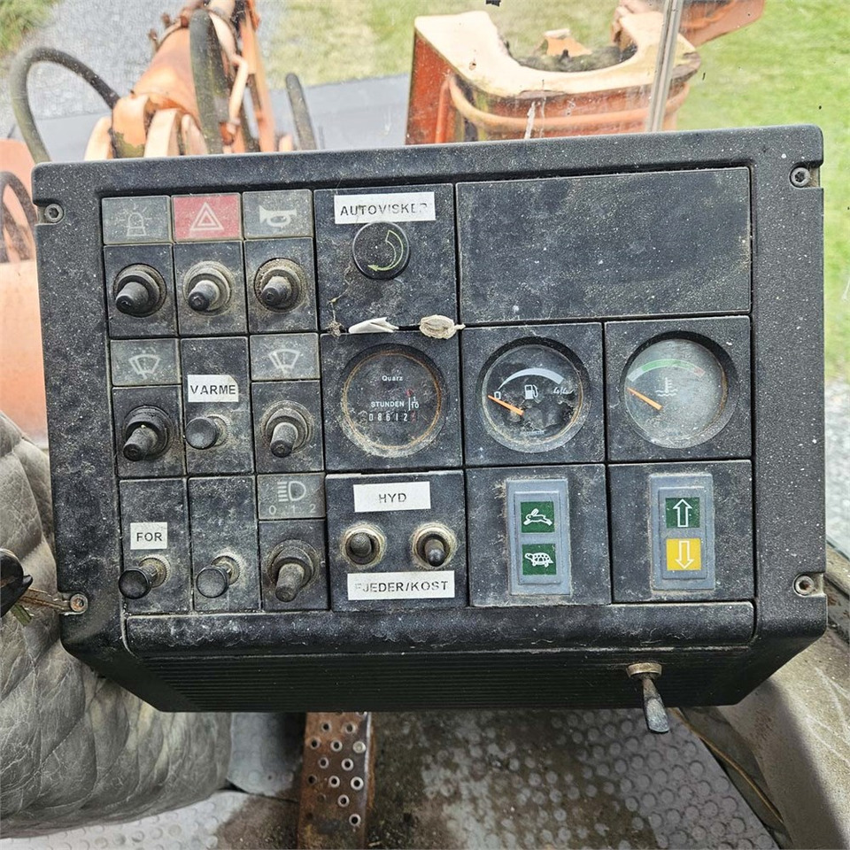 Riteņu iekrāvējs Fiat-Hitachi W80 H: foto 13 Riteņu iekrāvējs Fiat-Hitachi W80 H: foto 13