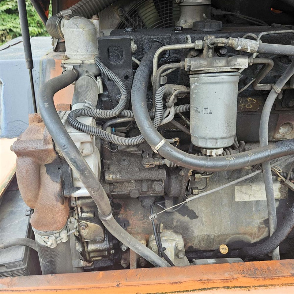 Riteņu iekrāvējs Fiat-Hitachi W80 H: foto 46 Riteņu iekrāvējs Fiat-Hitachi W80 H: foto 46