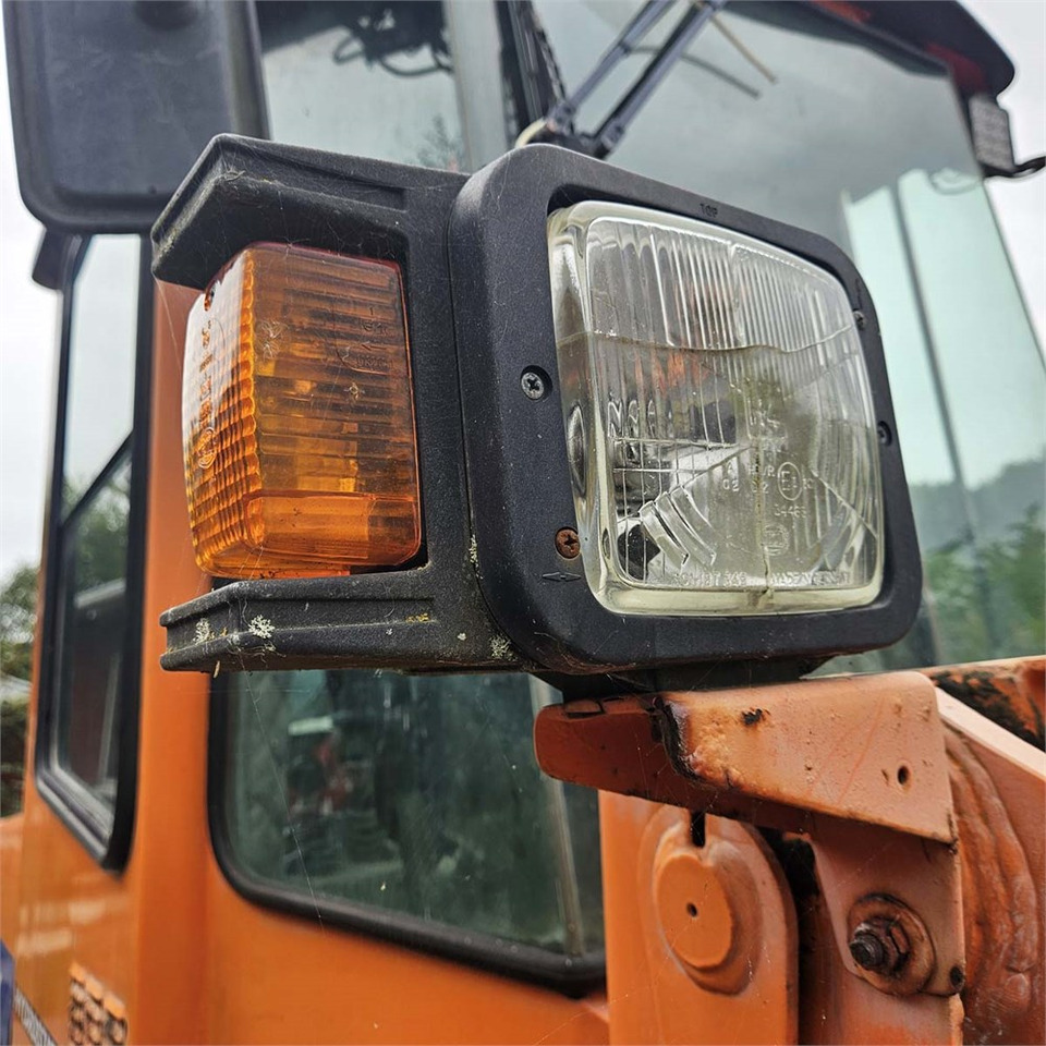 Riteņu iekrāvējs Fiat-Hitachi W80 H: foto 23 Riteņu iekrāvējs Fiat-Hitachi W80 H: foto 23