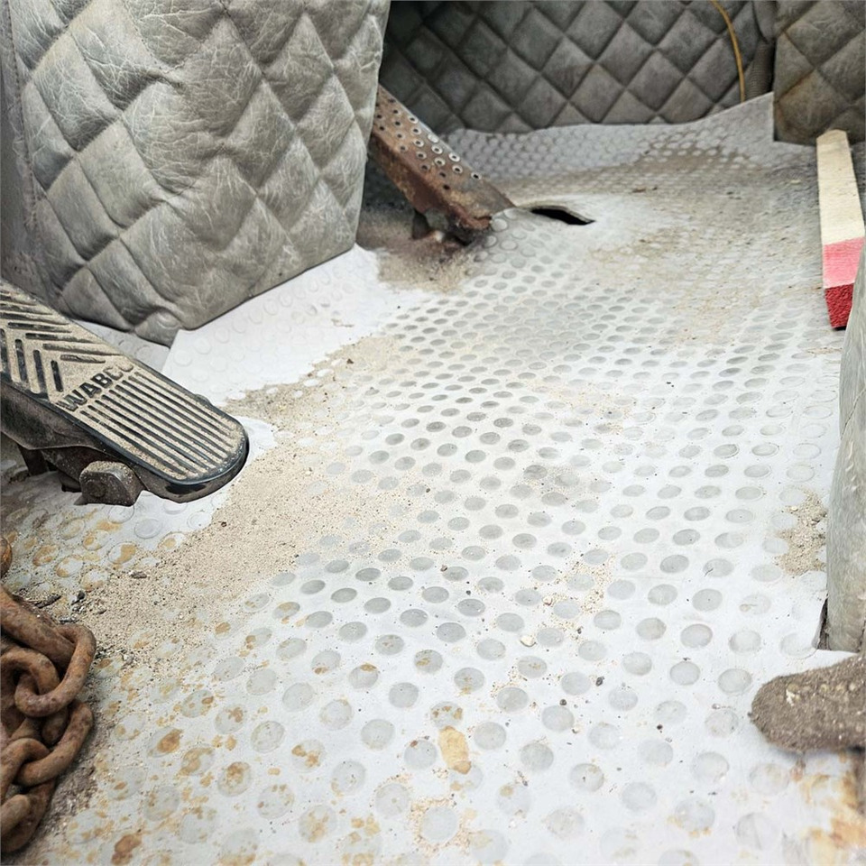 Riteņu iekrāvējs Fiat-Hitachi W80 H: foto 19 Riteņu iekrāvējs Fiat-Hitachi W80 H: foto 19