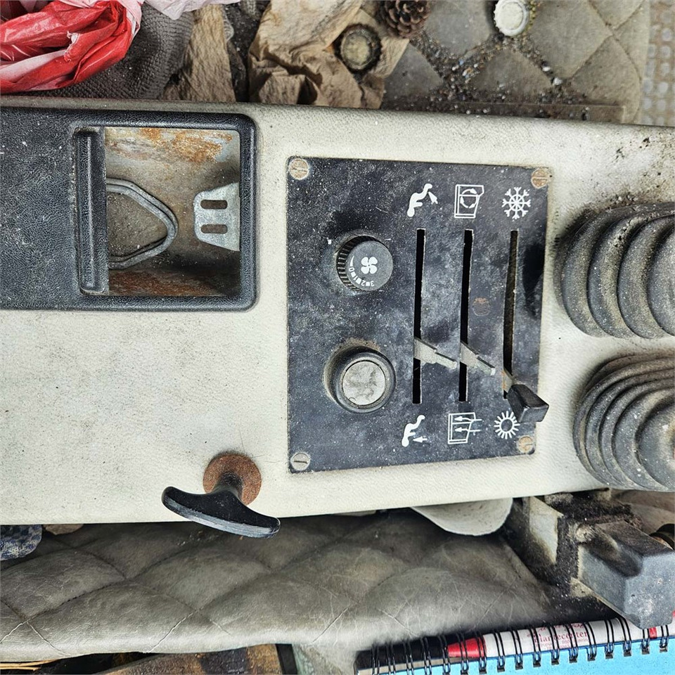 Riteņu iekrāvējs Fiat-Hitachi W80 H: foto 16 Riteņu iekrāvējs Fiat-Hitachi W80 H: foto 16