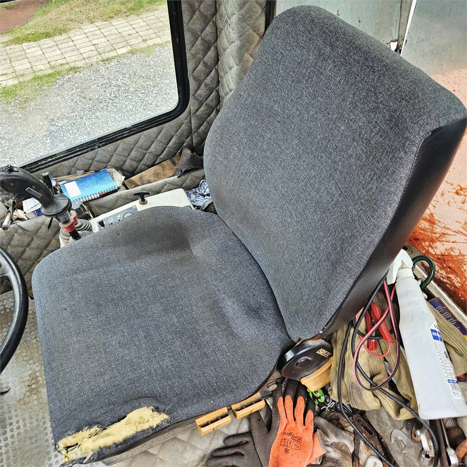 Riteņu iekrāvējs Fiat-Hitachi W80 H: foto 11 Riteņu iekrāvējs Fiat-Hitachi W80 H: foto 11