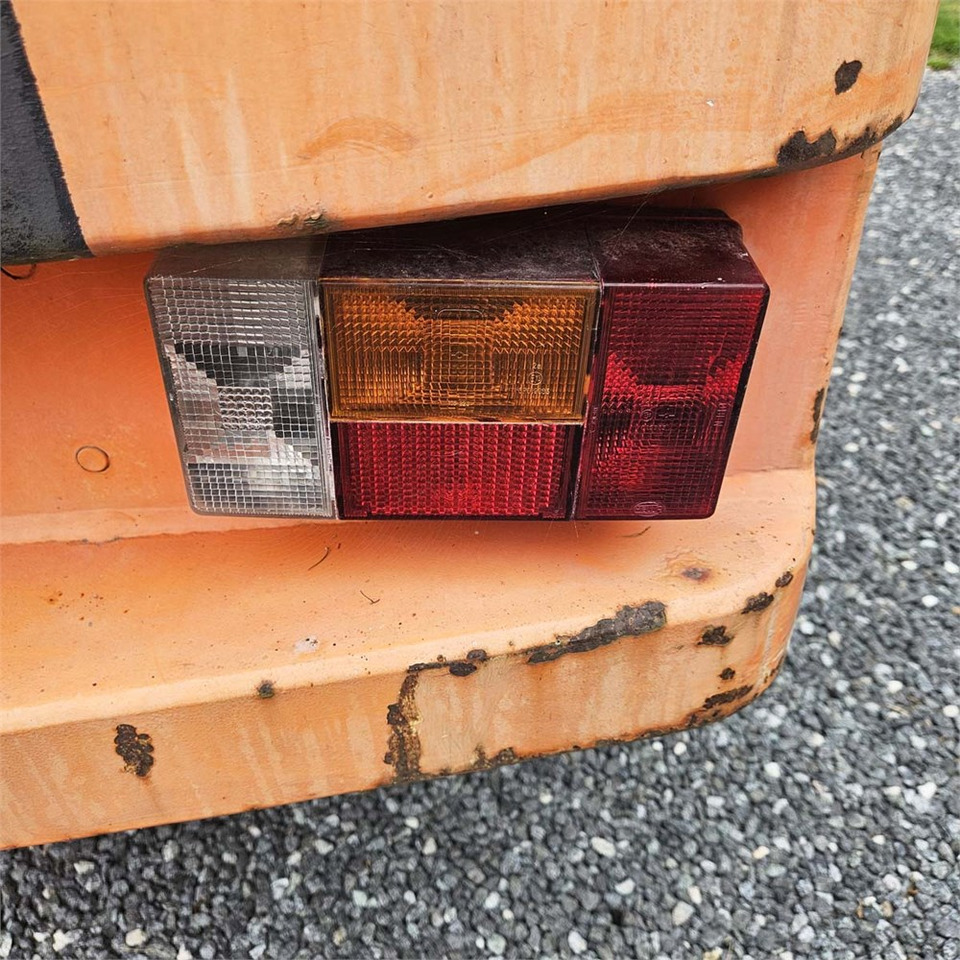 Riteņu iekrāvējs Fiat-Hitachi W80 H: foto 27 Riteņu iekrāvējs Fiat-Hitachi W80 H: foto 27