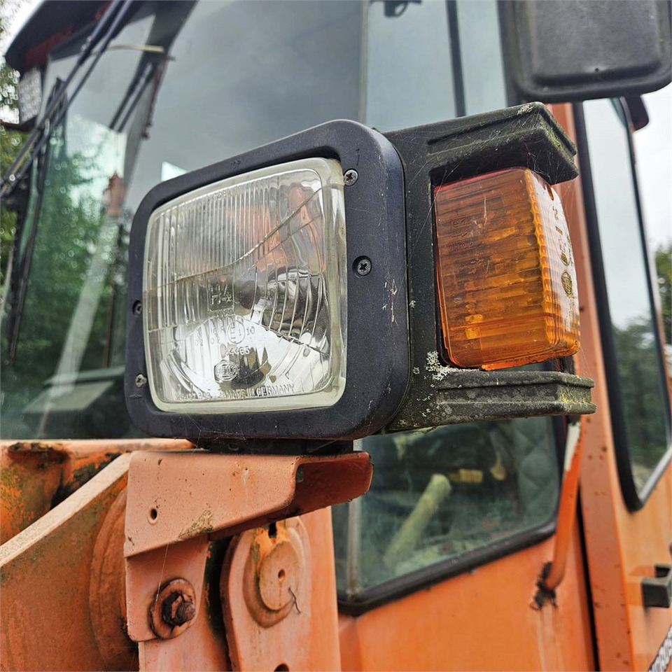 Riteņu iekrāvējs Fiat-Hitachi W80 H: foto 22 Riteņu iekrāvējs Fiat-Hitachi W80 H: foto 22