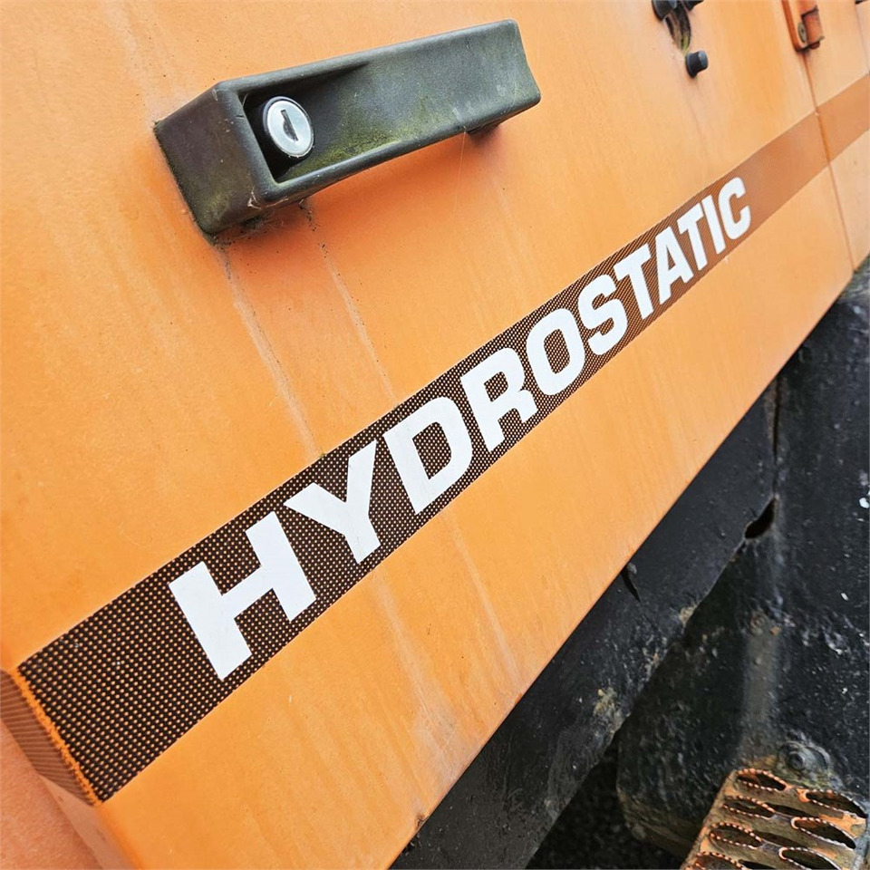 Riteņu iekrāvējs Fiat-Hitachi W80 H: foto 32 Riteņu iekrāvējs Fiat-Hitachi W80 H: foto 32