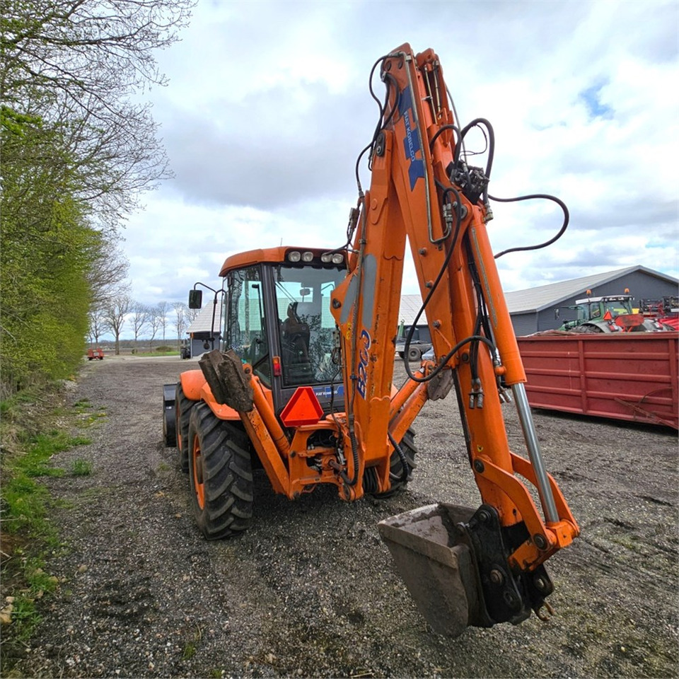 Fiat-Kobelco B200 4PS - Ekskavators-iekrāvējs: foto 5 Fiat-Kobelco B200 4PS - Ekskavators-iekrāvējs: foto 5