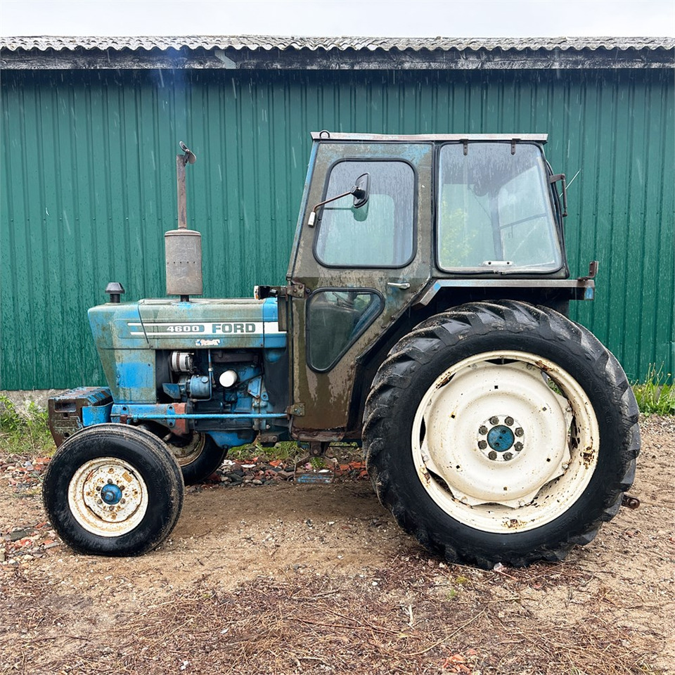 Ford 4600 - Traktors: foto 3 Ford 4600 - Traktors: foto 3