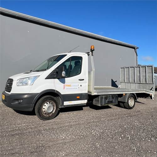 Ford Transit 2.0 Tdci - Bortu kravas automašīna/ Platforma: foto 4 Ford Transit 2.0 Tdci - Bortu kravas automašīna/ Platforma: foto 4