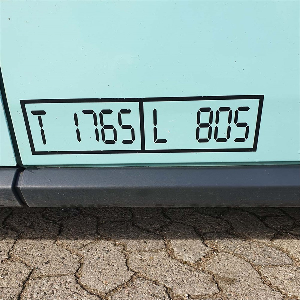 Ford Transit Courier 1,0 Ecoboost - Mazs furgons: foto 5 Ford Transit Courier 1,0 Ecoboost - Mazs furgons: foto 5