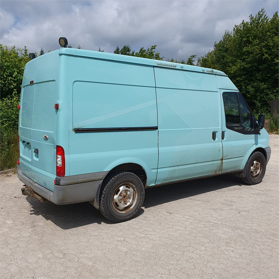 Ford Transit Van 2,4 Tdci 350m Rwd - Kravas mikroautobuss: foto 5 Ford Transit Van 2,4 Tdci 350m Rwd - Kravas mikroautobuss: foto 5