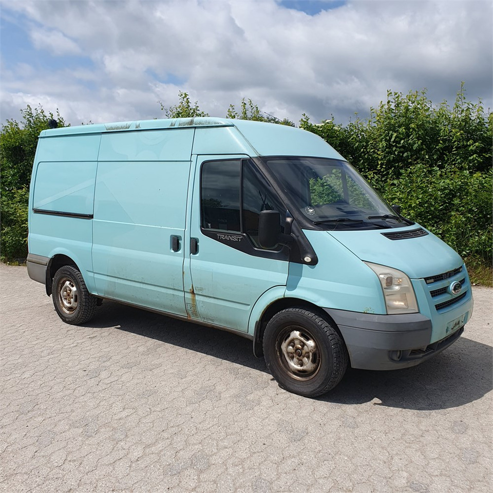 Ford Transit Van 2,4 Tdci 350m Rwd - Kravas mikroautobuss: foto 4 Ford Transit Van 2,4 Tdci 350m Rwd - Kravas mikroautobuss: foto 4