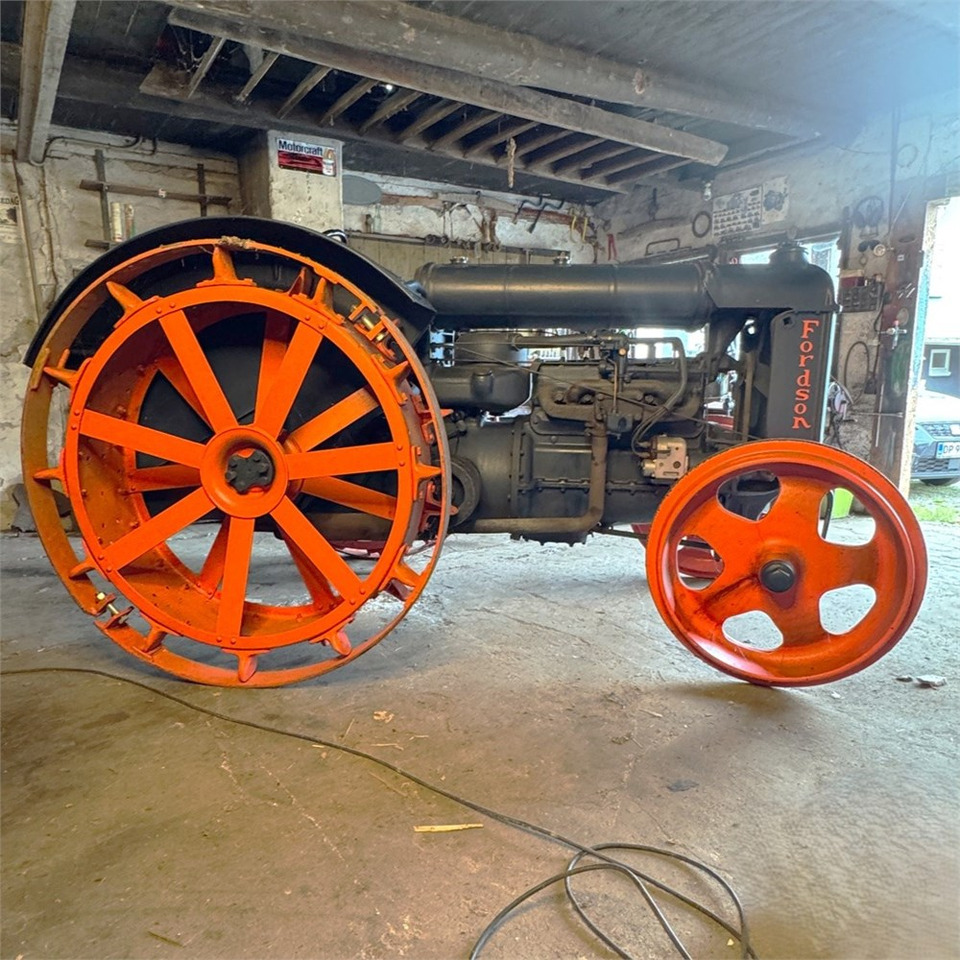 Fordson N - Traktors: foto 4 Fordson N - Traktors: foto 4