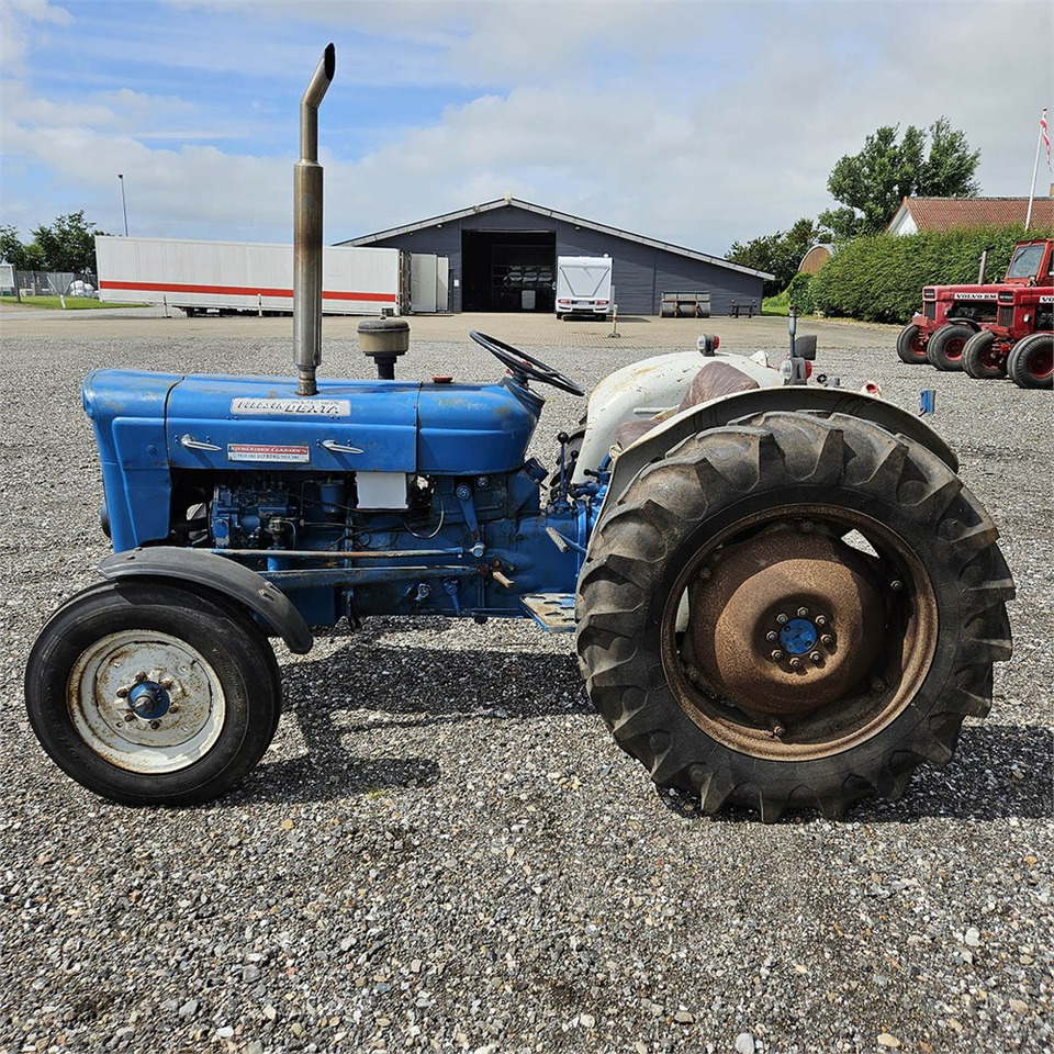 Fordson Super Dexta - Traktors: foto 4 Fordson Super Dexta - Traktors: foto 4