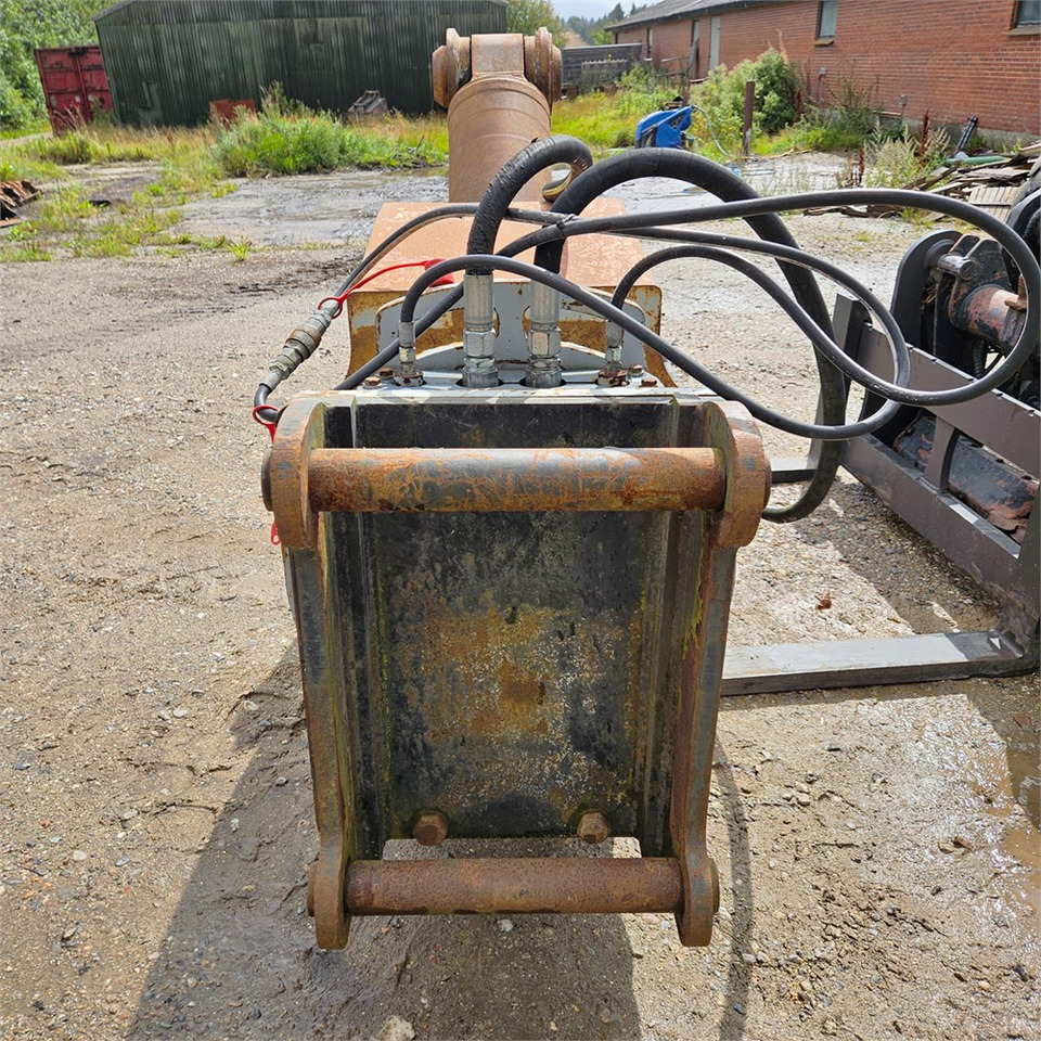 Furukawa VM25-ER - Demolēšanas šķēres - Ekskavators: foto 5 Furukawa VM25-ER - Demolēšanas šķēres - Ekskavators: foto 5