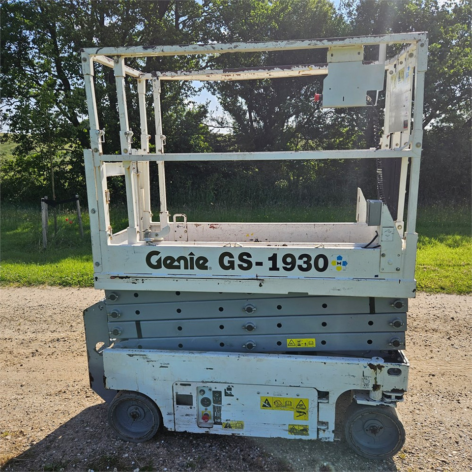 Genie GS 1930 - Šķērveida pacēlājs: foto 5 Genie GS 1930 - Šķērveida pacēlājs: foto 5
