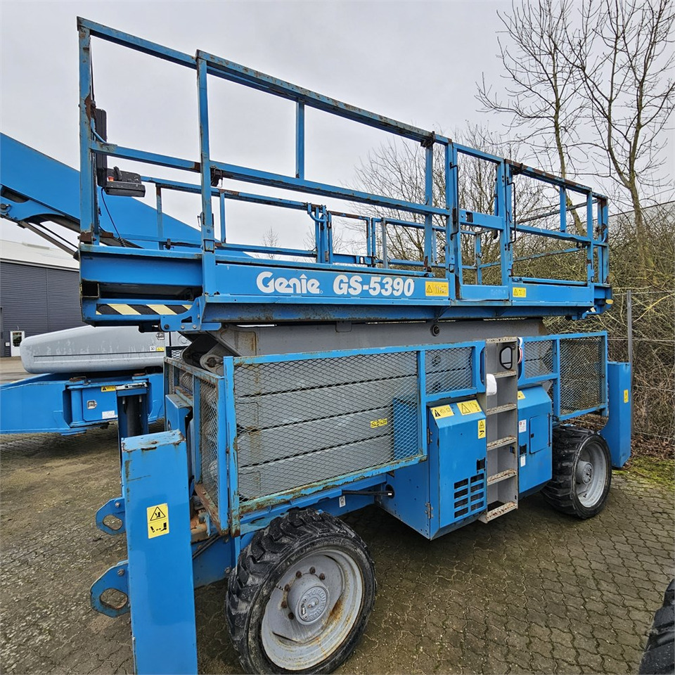 Genie GS-5390 - Šķērveida pacēlājs: foto 4 Genie GS-5390 - Šķērveida pacēlājs: foto 4