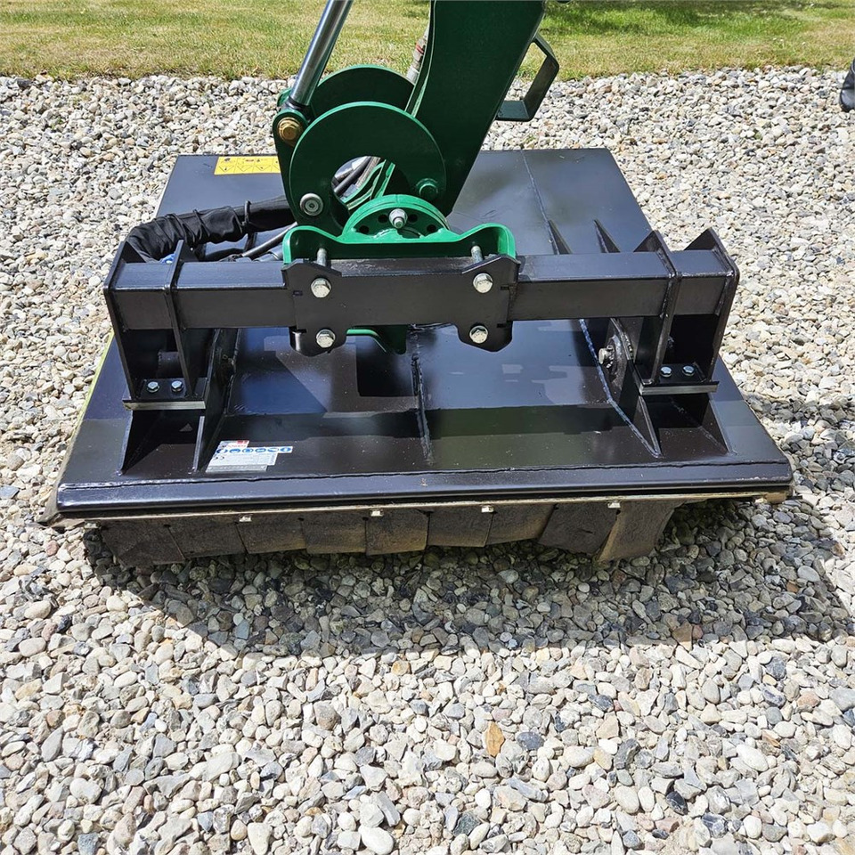 GreenTec GT 135 - Meža mulčeris: foto 3 GreenTec GT 135 - Meža mulčeris: foto 3