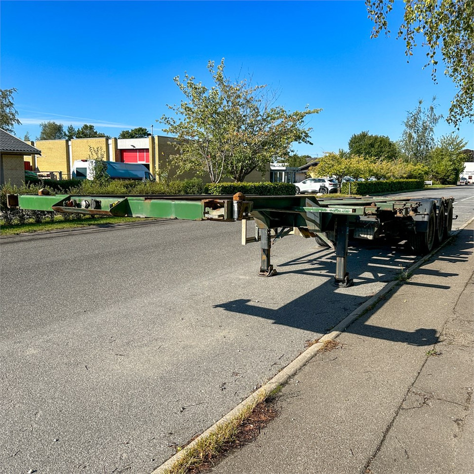 HFR 40 fods container trailer. - Piekabe noņemamā virsbūve/ Konteineru vedējs: foto 4 HFR 40 fods container trailer. - Piekabe noņemamā virsbūve/ Konteineru vedējs: foto 4