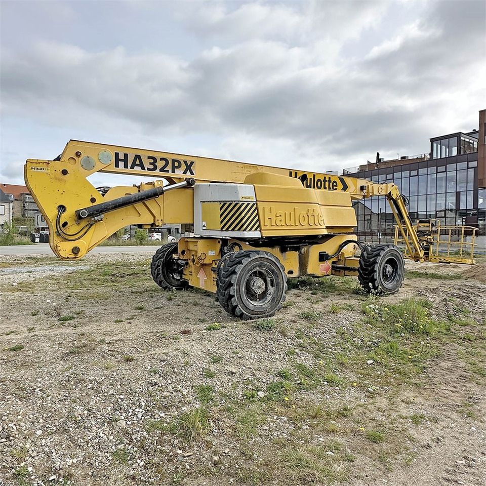 Haulotte HA32PX - Izlices pacēlājs: foto 5 Haulotte HA32PX - Izlices pacēlājs: foto 5